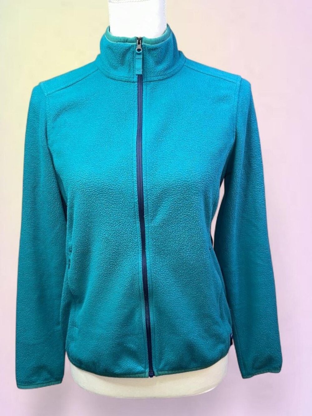 L.L.Bean teal fleece jacket with navy zipper size Small Petite
